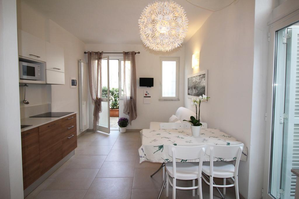 Apartamento Pochi Passi Dal Mare San Bartolomeo Al Mare Exterior foto